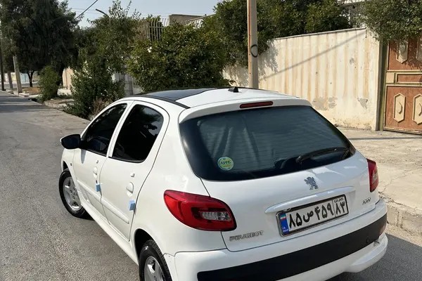 پژو، 207