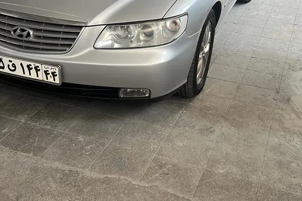 هیوندای، آزرا (گرنجور)