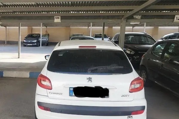 پژو، 207