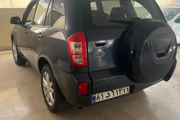 ام وی ام، X33
