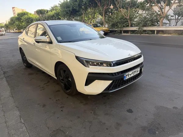 کی ام سی، J7
