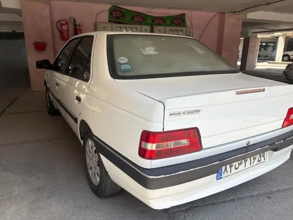 پژو، 405