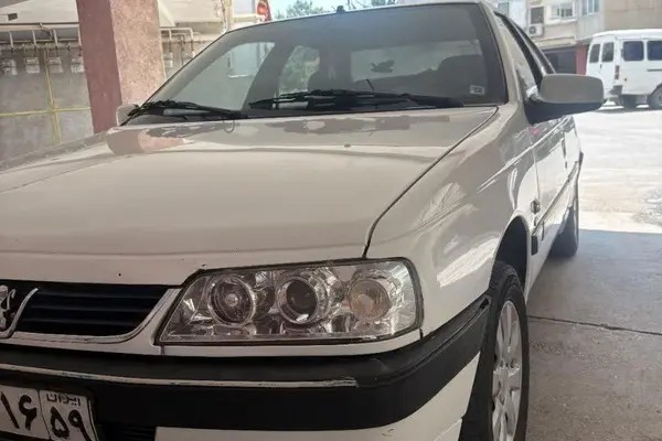 پژو، 405