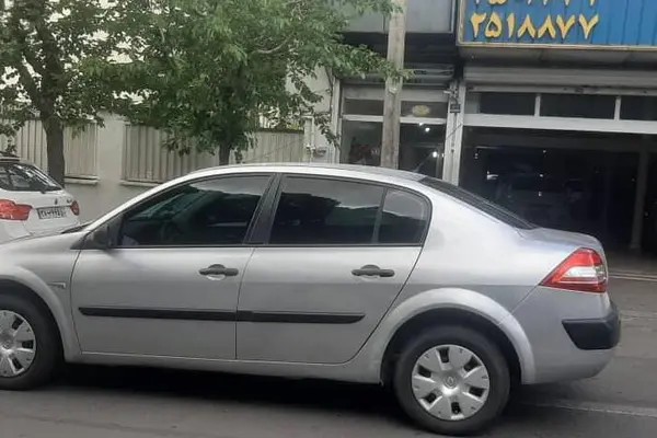 رنو، مگان (مونتاژ)