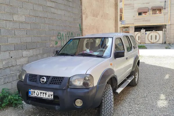 نیسان، رونیز