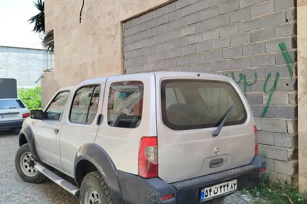نیسان، رونیز
