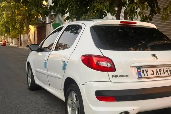 پژو، 207