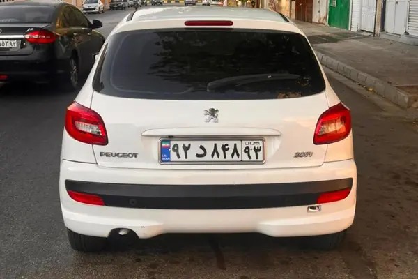 پژو، 207