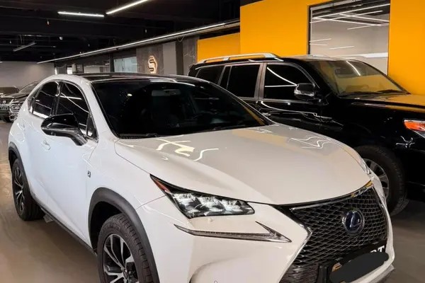 لکسوس، NX هیبرید