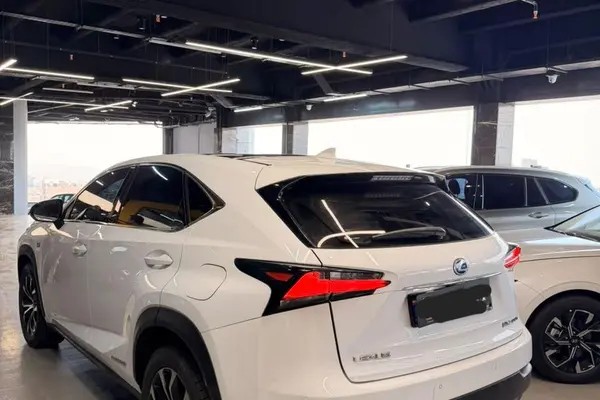 لکسوس، NX هیبرید