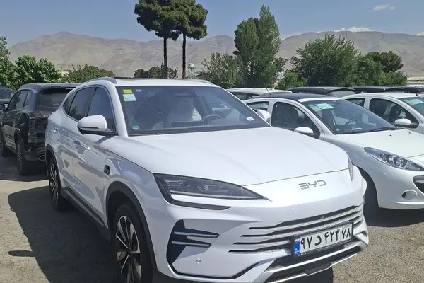 بی وای دی، سانگ پلاس DMi