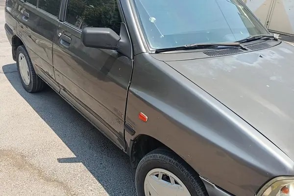 پراید، صندوق دار