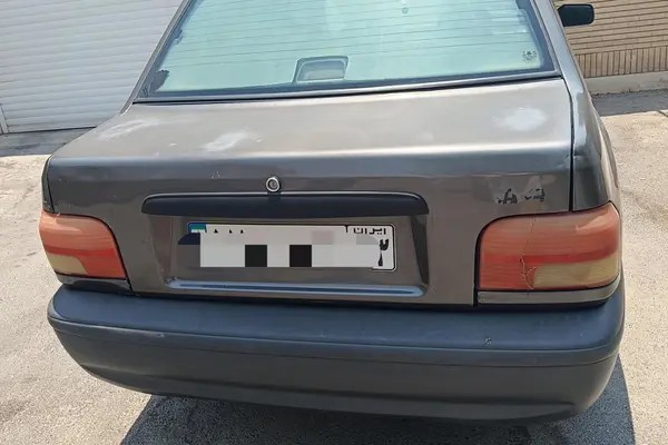 پراید، صندوق دار