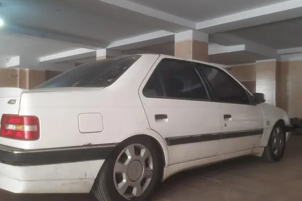 پژو، 405