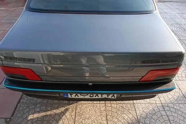 پژو، 405