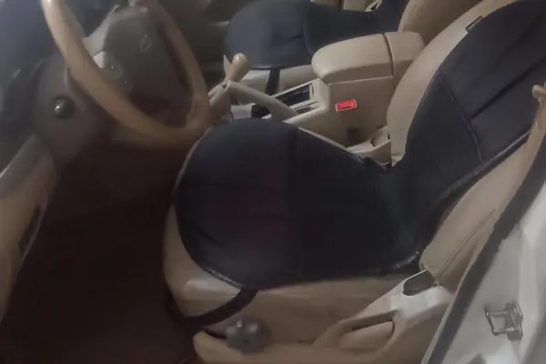 ام وی ام، X33