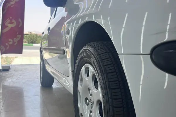 پژو، 206 SD