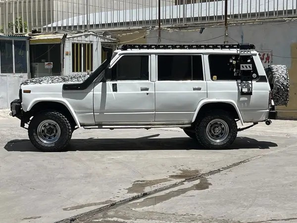 نیسان، پاترول چهار در