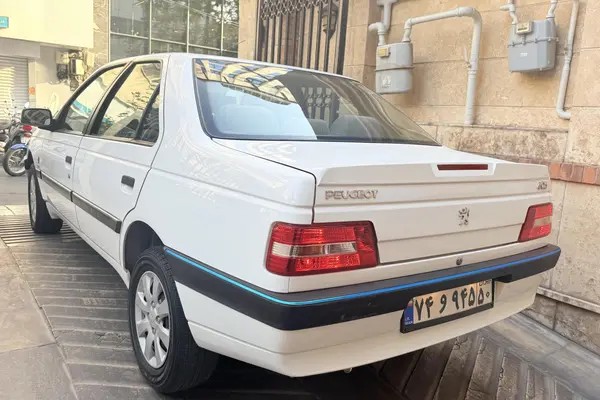 پژو، 405