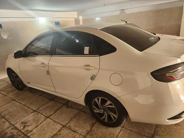 کی ام سی، ایگل