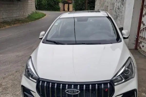 ام وی ام، آریزو 5ev