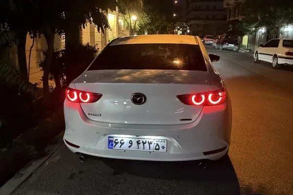 مزدا، 3 وارداتی