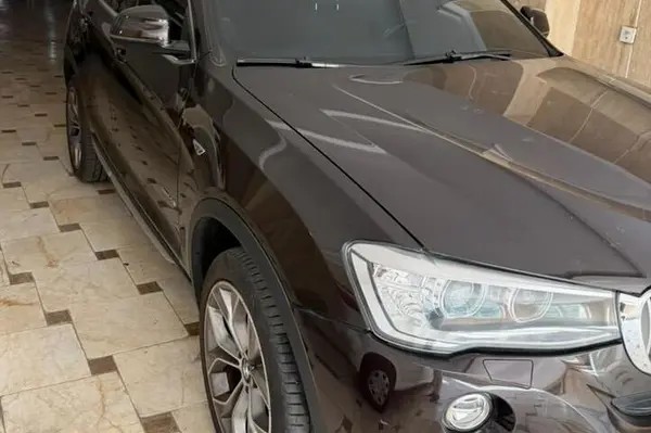 ب ام و، X4