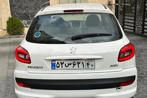 پژو، 207