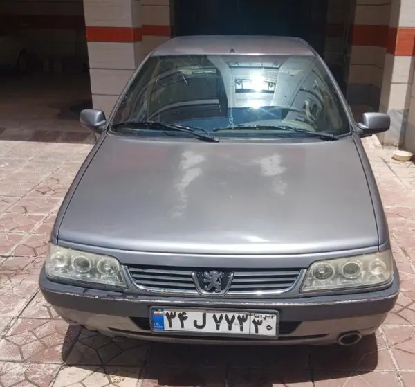 پژو، 405
