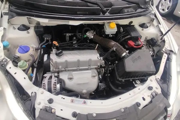 ام وی ام، 315هاچ بک