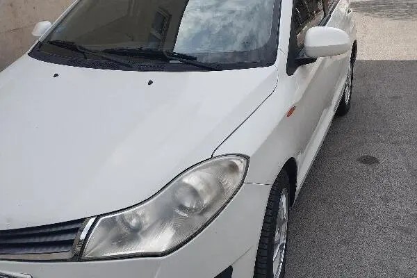 ام وی ام، 315هاچ بک