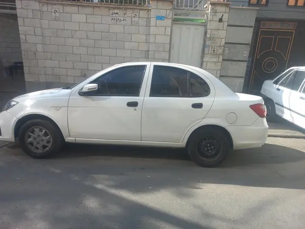 ساینا، S