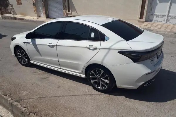 فونیکس، آریزو 6 پرو
