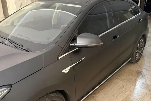 فونیکس، آریزو 6 پرو