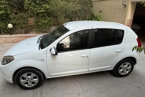 رنو، ساندرو