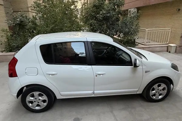 رنو، ساندرو