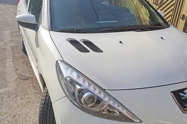 پژو، 207