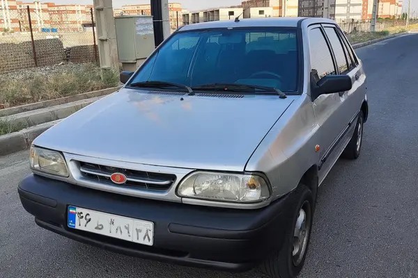پراید، صندوق دار