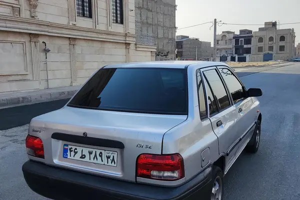 پراید، صندوق دار
