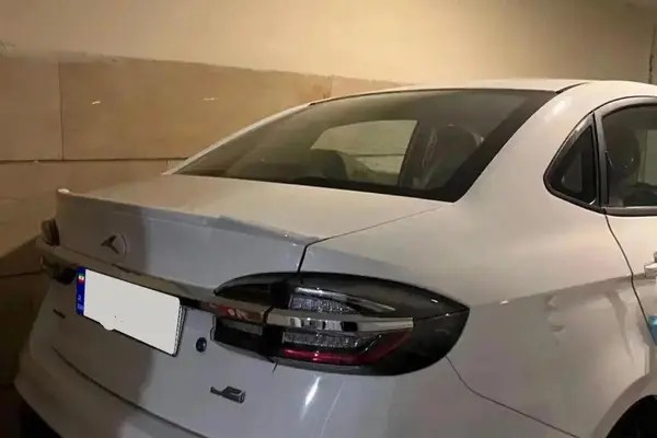 کی ام سی، ایگل