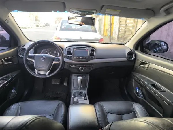 ام جی، 350