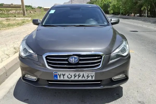 بسترن، B50F