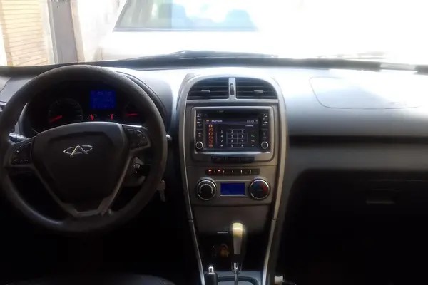 ام وی ام، X33