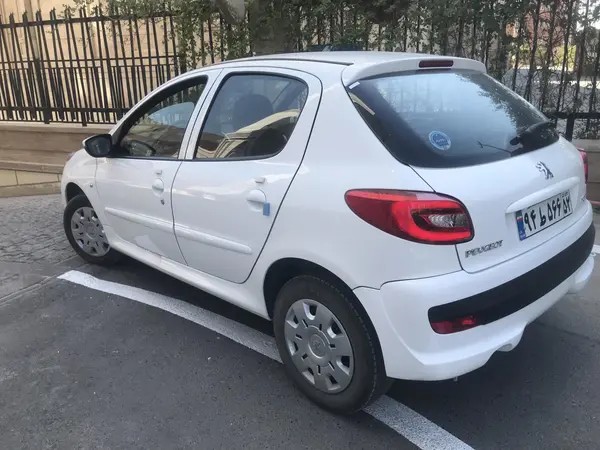 پژو، 207