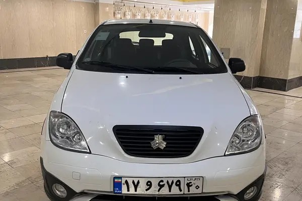 تیبا، هاچ بک