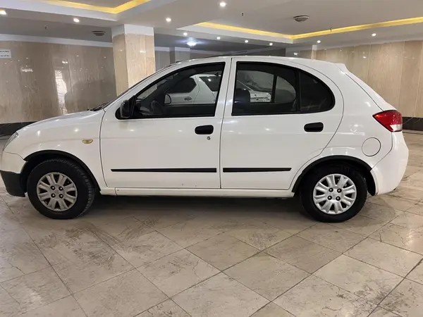 تیبا، هاچ بک