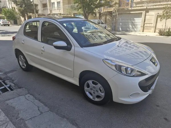 پژو، 207