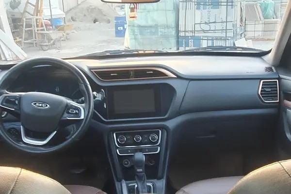 ام وی ام، X33 S
