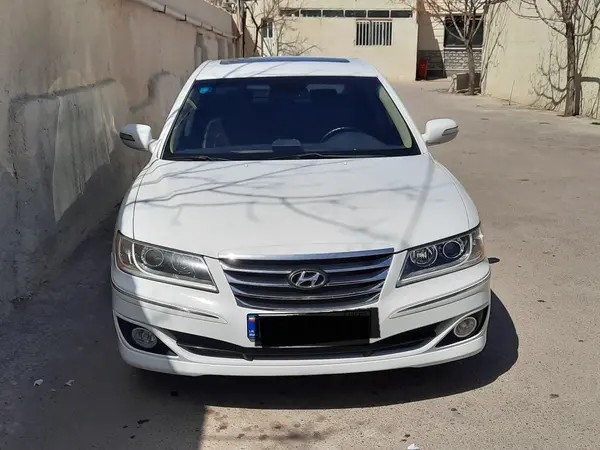 هیوندای، آزرا (گرنجور)