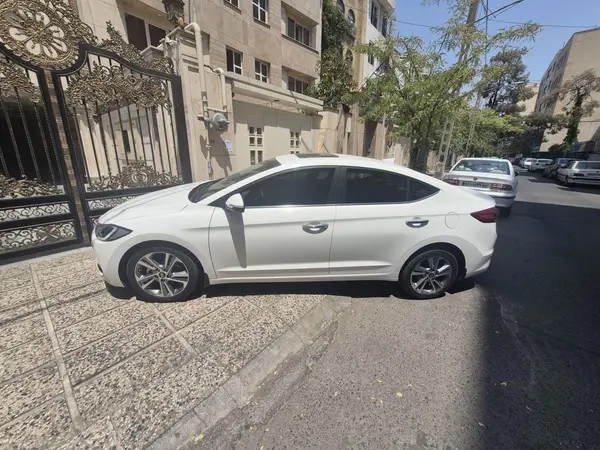 هیوندای، النترا (مونتاژ)